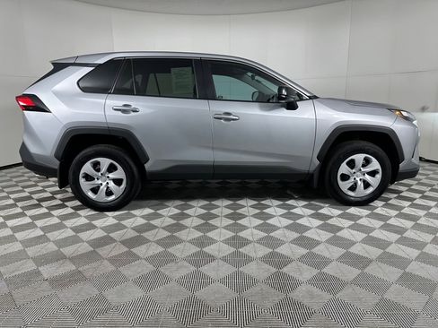 Used 2025 Toyota RAV4 LE image 7