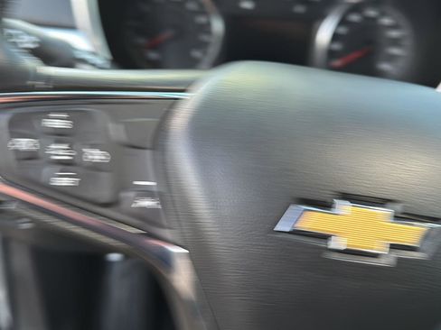 Used 2024 Chevrolet Equinox LT image 28