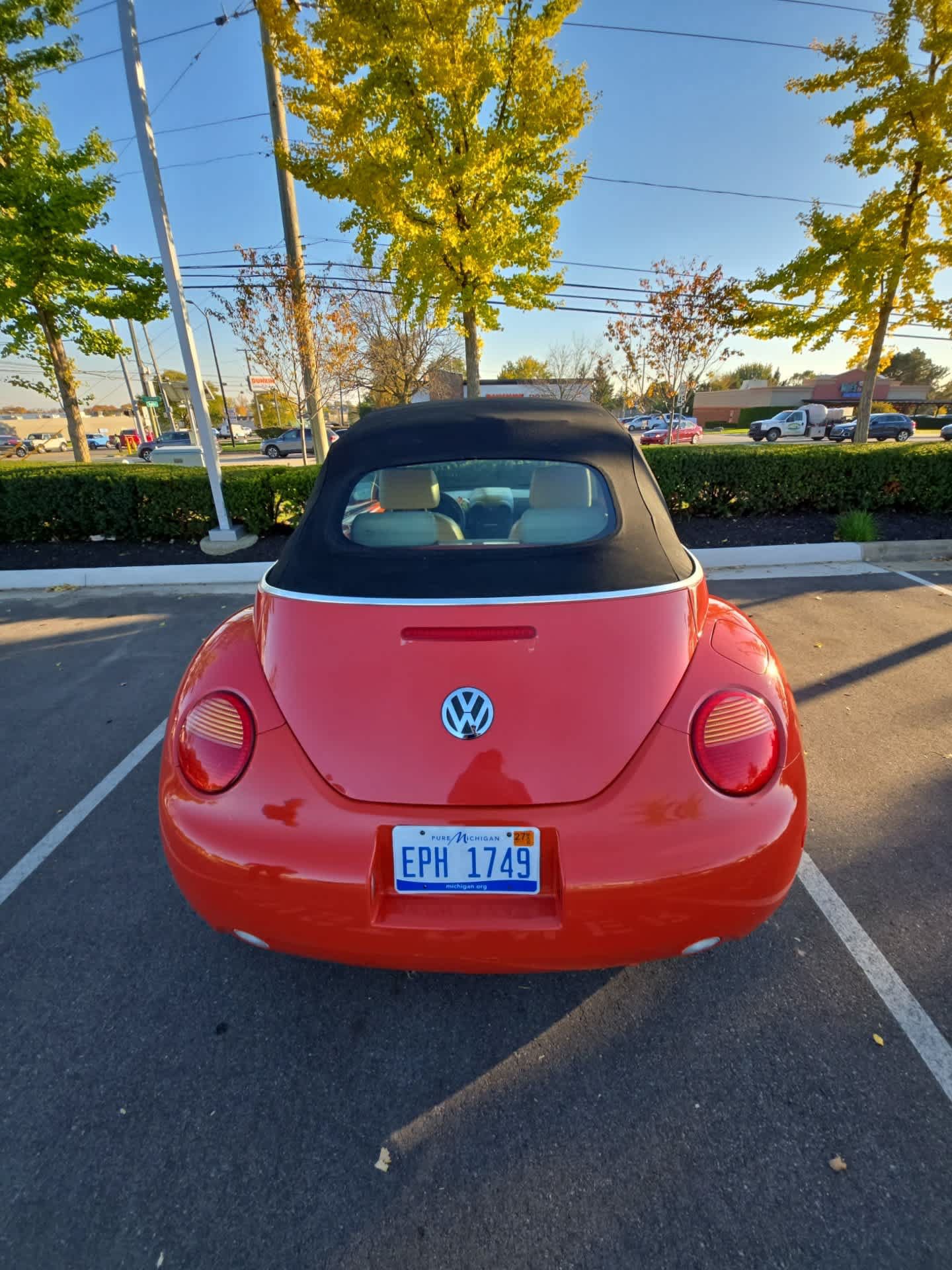 Used 2005 Volkswagen Beetle GLS FWD image 4
