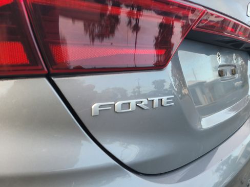 Used 2024 Kia Forte LXS image 7
