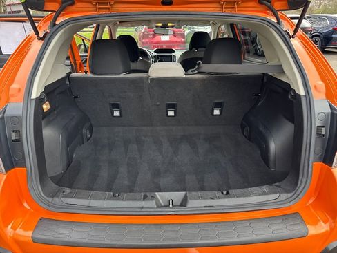 Used 2019 Subaru Crosstrek 2.0i w/ Eyesight System image 23