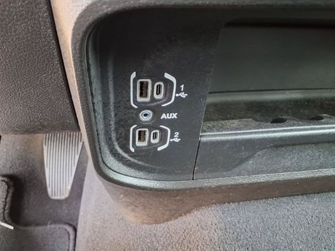 Used 2024 RAM 2500 Big Horn AWD/4WD image 16
