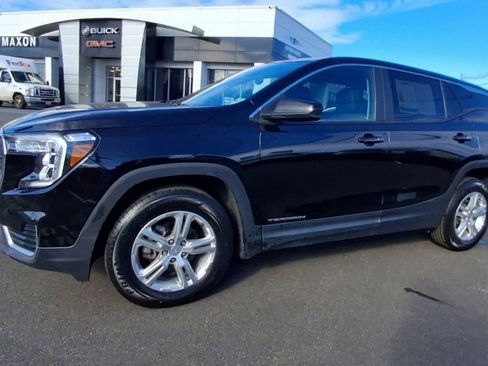 Used 2022 GMC Terrain SLE image 6