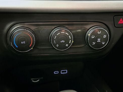 Used 2024 Chevrolet Trax LS w/ Driver Confidence Package image 24