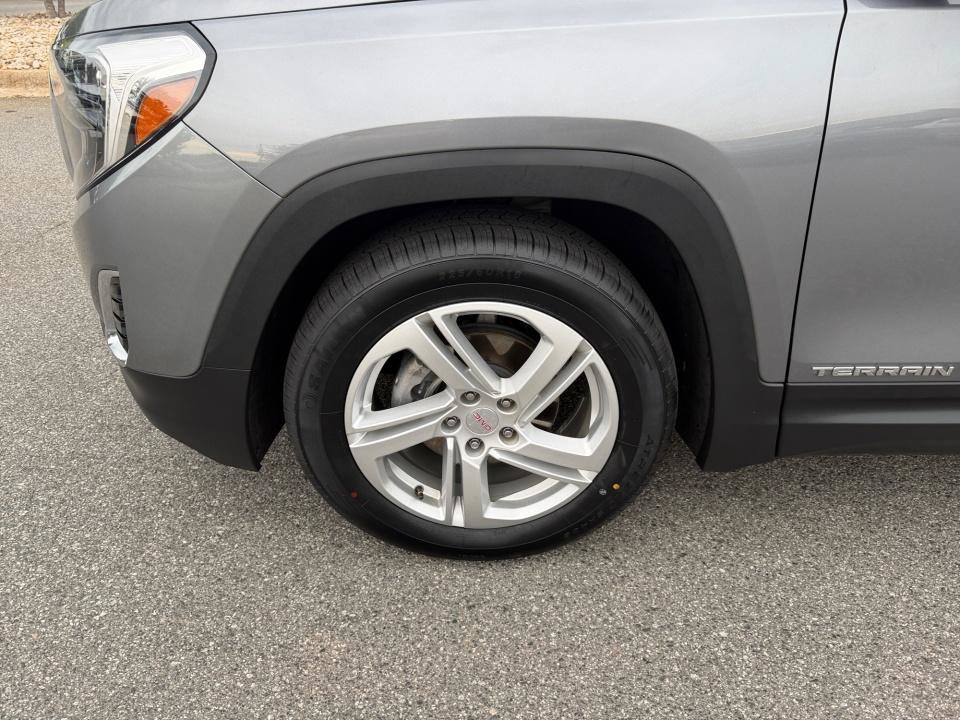 Used 2018 GMC Terrain SLE w/ Driver Convenience Package FWD image 27