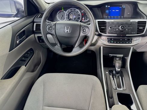 Used 2013 Honda Accord LX image 27