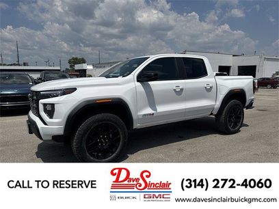 New 2025 GMC Canyon AT4
