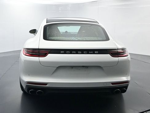Used 2019 Porsche Panamera image 13
