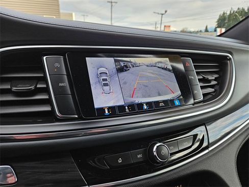 Used 2024 Buick Enclave Premium image 32