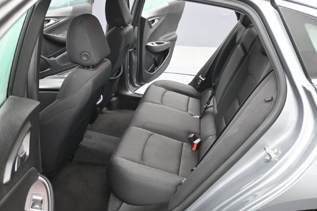 Used 2024 Chevrolet Malibu LT FWD image 9