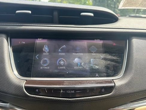 Used 2017 Cadillac XT5 Luxury w/ Driver Awareness Package FWD image 30