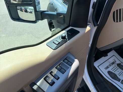 Used 2016 Ford F350 Lariat w/ Lariat Interior Package AWD/4WD image 14