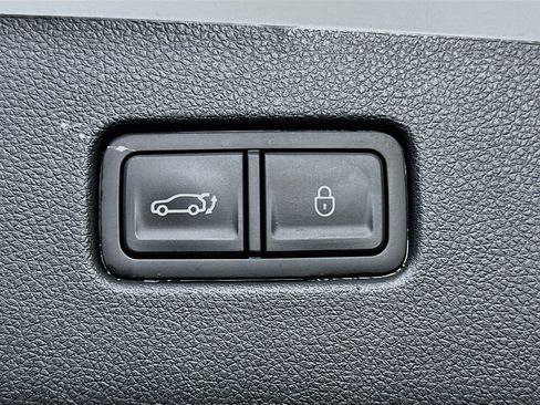 Used 2025 Genesis GV70 2.5T AWD/4WD image 29
