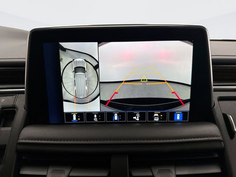 Used 2024 Chevrolet Tahoe High Country image 16