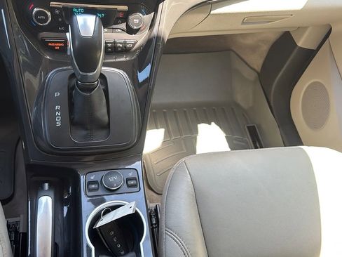 Used 2015 Ford Escape Titanium w/ Equipment Group 301A FWD image 12