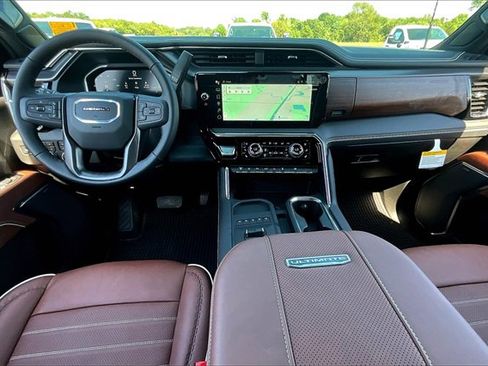 New 2026 GMC Sierra 3500 Denali Ultimate image 5