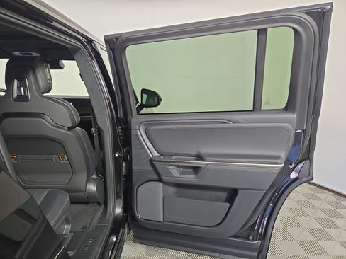 Used 2025 Rivian R1S Adventure AWD/4WD image 19
