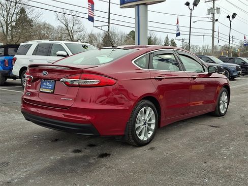 Used 2019 Ford Fusion Energi Titanium image 7