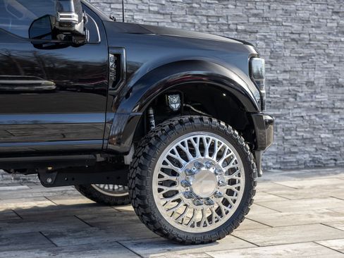 Used 2022 Ford F450 Limited w/ FX4 Off-Road Package image 11