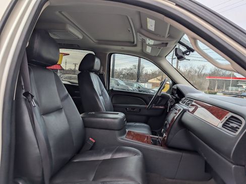 Used 2012 Chevrolet Tahoe LTZ image 20