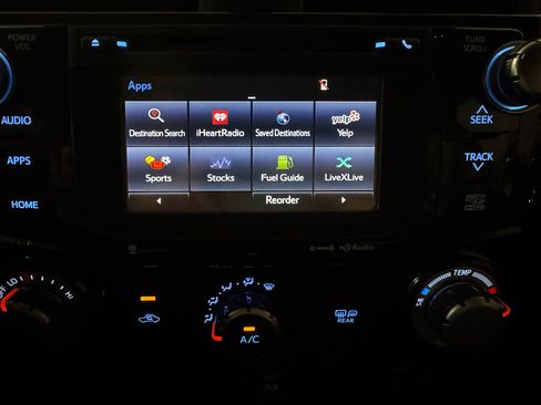 Used 2018 Toyota 4Runner TRD Off-Road Premium image 28