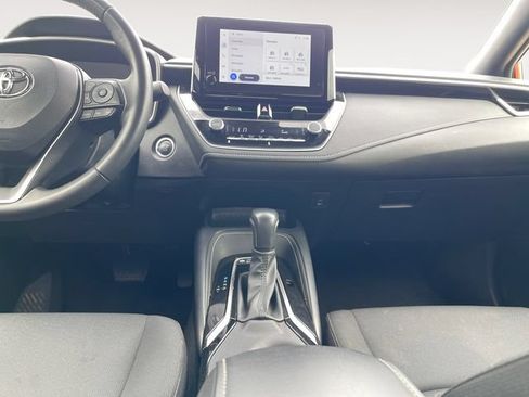 Used 2025 Toyota Corolla SE FWD image 11