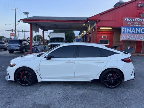 Used 2023 Honda Civic Type R image 7