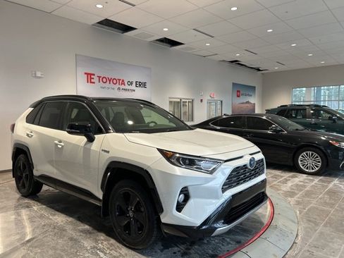Used 2019 Toyota RAV4 XSE w/ Carpet Mat Package image 1