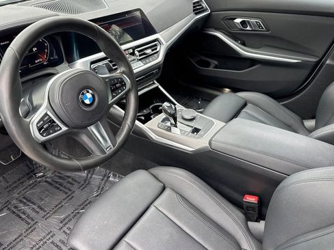 Used 2020 BMW M340i RWD image 9