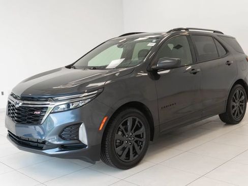 Used 2023 Chevrolet Equinox RS FWD image 6