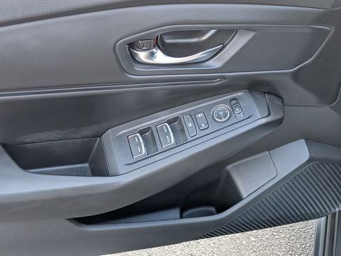 Used 2024 Honda Accord EX image 11