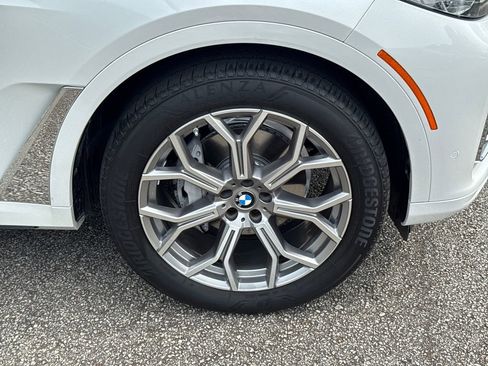 Used 2021 BMW X7 xDrive40i w/ Executive Package 2 AWD/4WD image 12