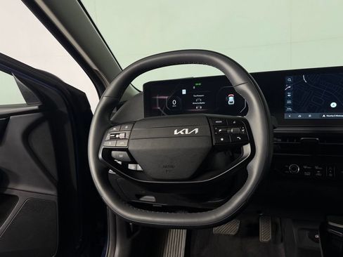 Used 2025 Kia EV6 Light RWD image 13