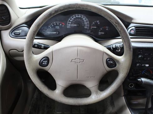 Used 2004 Chevrolet Malibu Classic FWD image 10