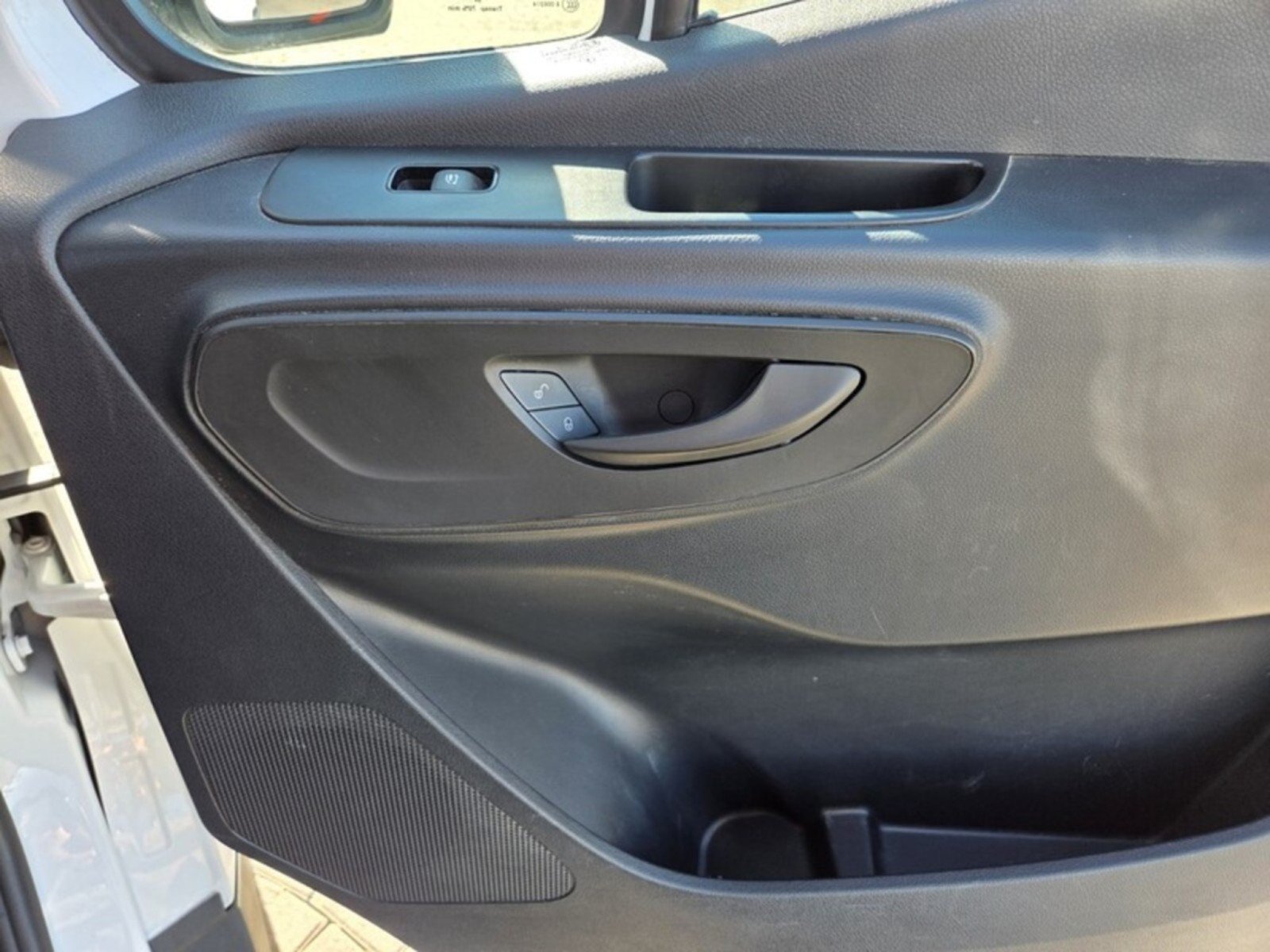Used 2024 Mercedes-Benz Sprinter 2500 image 22