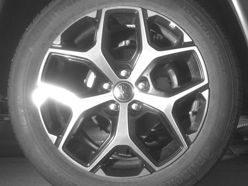 Used 2025 Jeep Compass Limited image 15