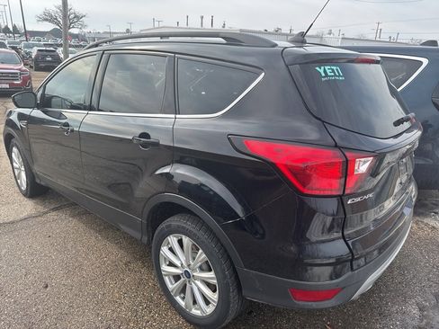 Used 2019 Ford Escape SEL w/ Sun & Style Package image 4