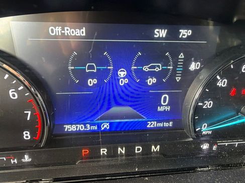 Used 2020 Ford Explorer XLT RWD image 15