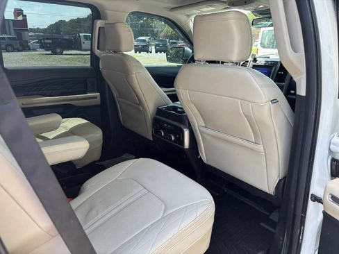 Used 2020 Ford Expedition Platinum AWD/4WD image 20