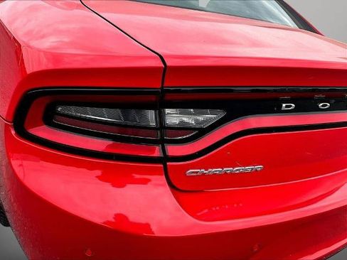 Used 2022 Dodge Charger SXT RWD image 22