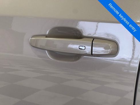 Used 2022 GMC Terrain AT4 image 7