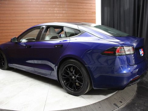 Used 2022 Tesla Model S AWD image 9