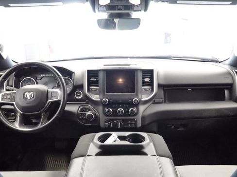 Used 2022 RAM 1500 Big Horn AWD/4WD image 11