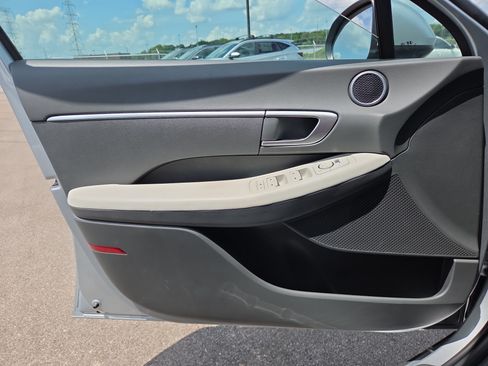 Certified 2026 Hyundai Sonata SE FWD image 10
