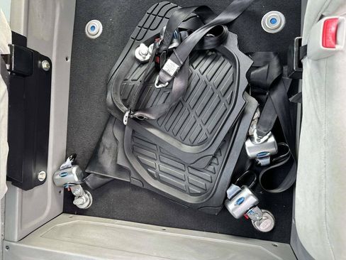 Used 2014 Toyota Sienna L FWD image 14