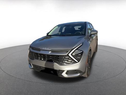 Used 2025 Kia Sportage LX image 10