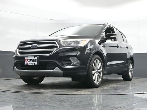 Used 2017 Ford Escape Titanium FWD image 45