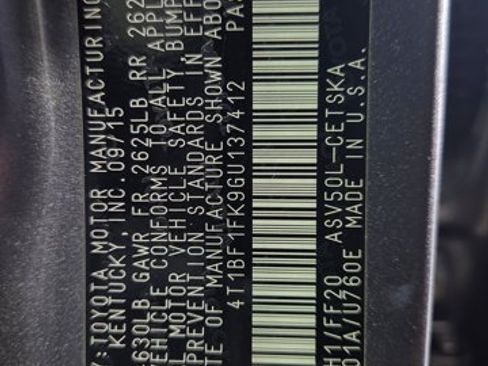 Used 2016 Toyota Camry SE FWD image 21
