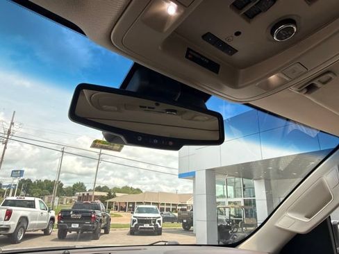 Used 2016 GMC Yukon XL Denali w/ Open Road Package AWD/4WD image 62