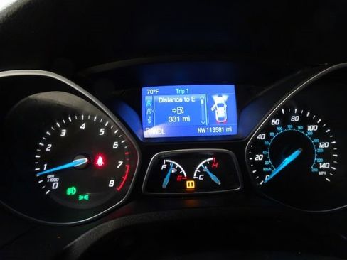 Used 2014 Ford Focus SE w/ SE Sport Package image 24